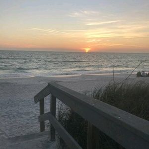 Meet your Posher, Ashlee